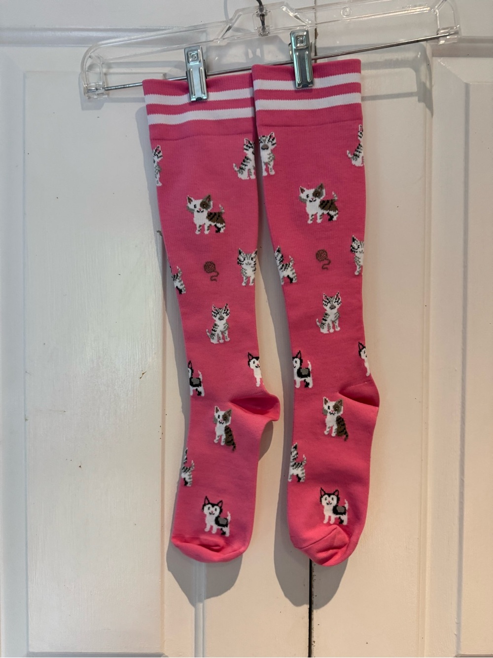 Source Unknown Pink Knee-High Socks with Cat Motif